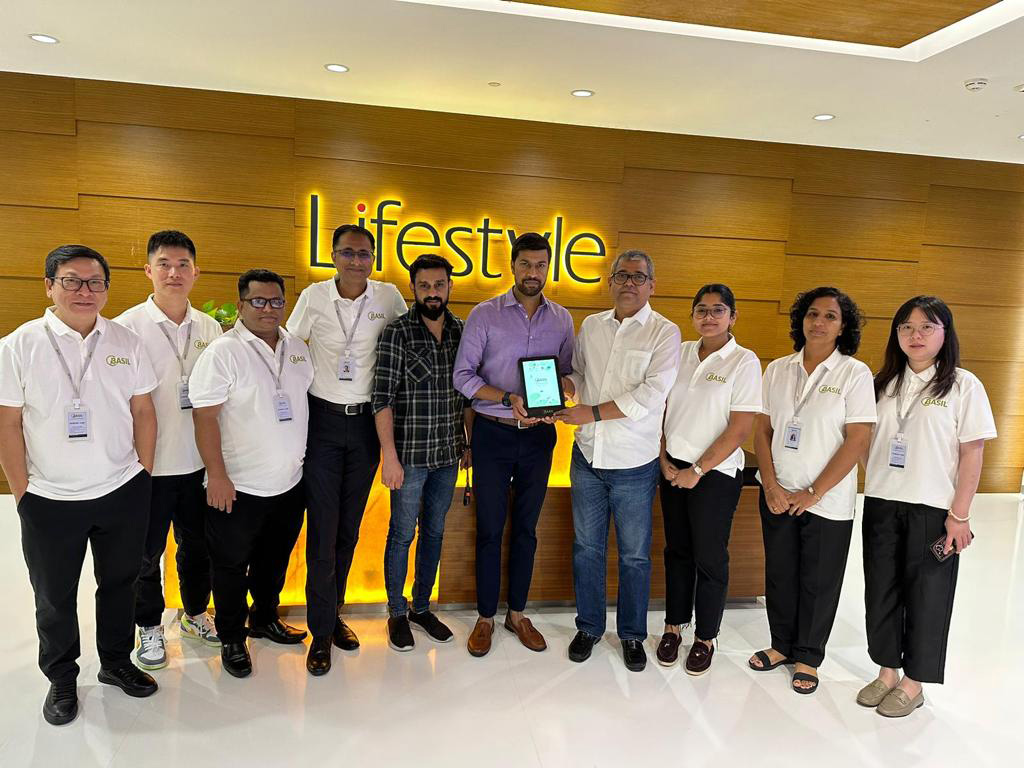 Meeting With Lifestyle and max